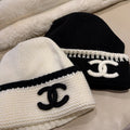 BLACK AND WHITE BEANIE