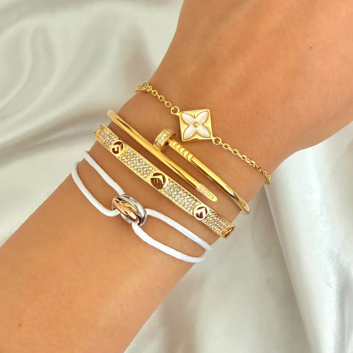Nova Bracelet